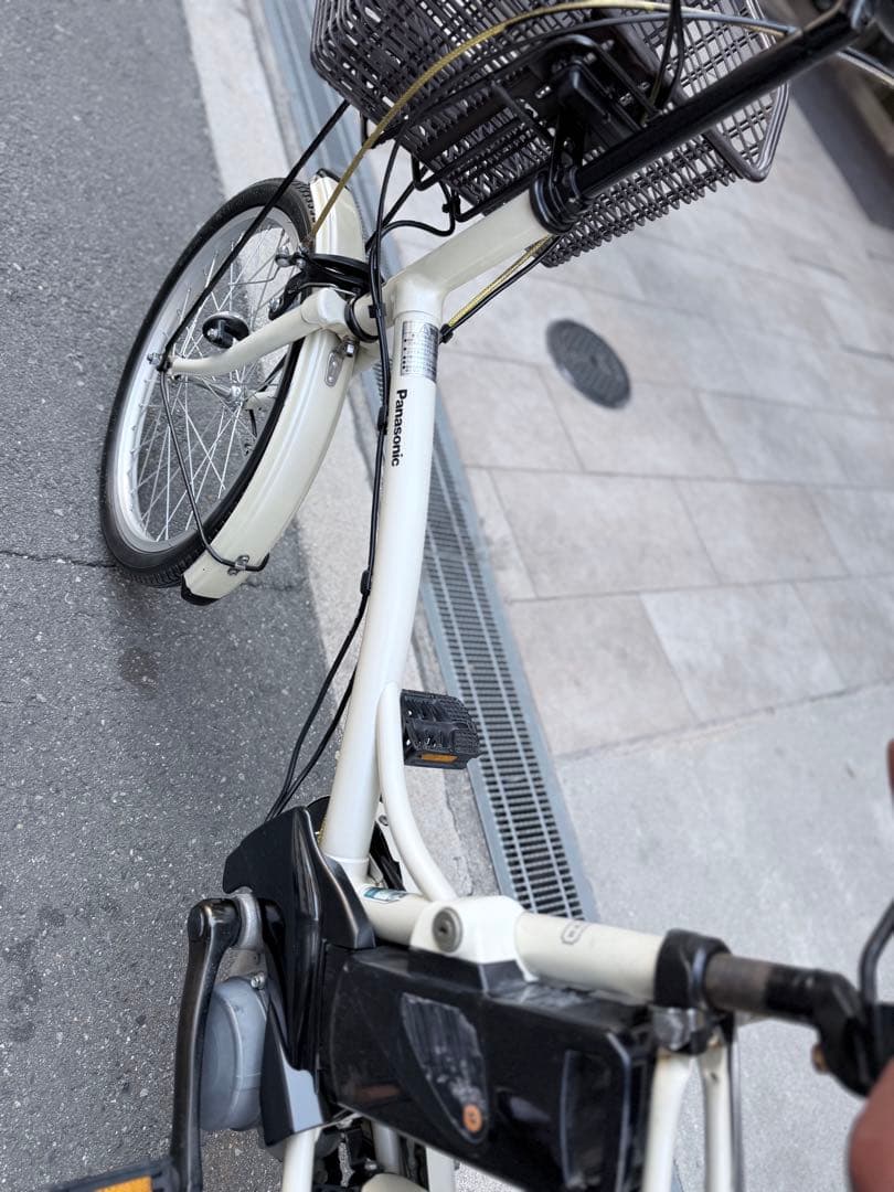 大阪府　パナソニック　電動アシスト自転車 ホワイト　20インチ