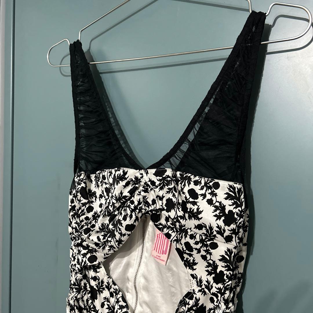 fetico フラワープリントトップス　キャミソール