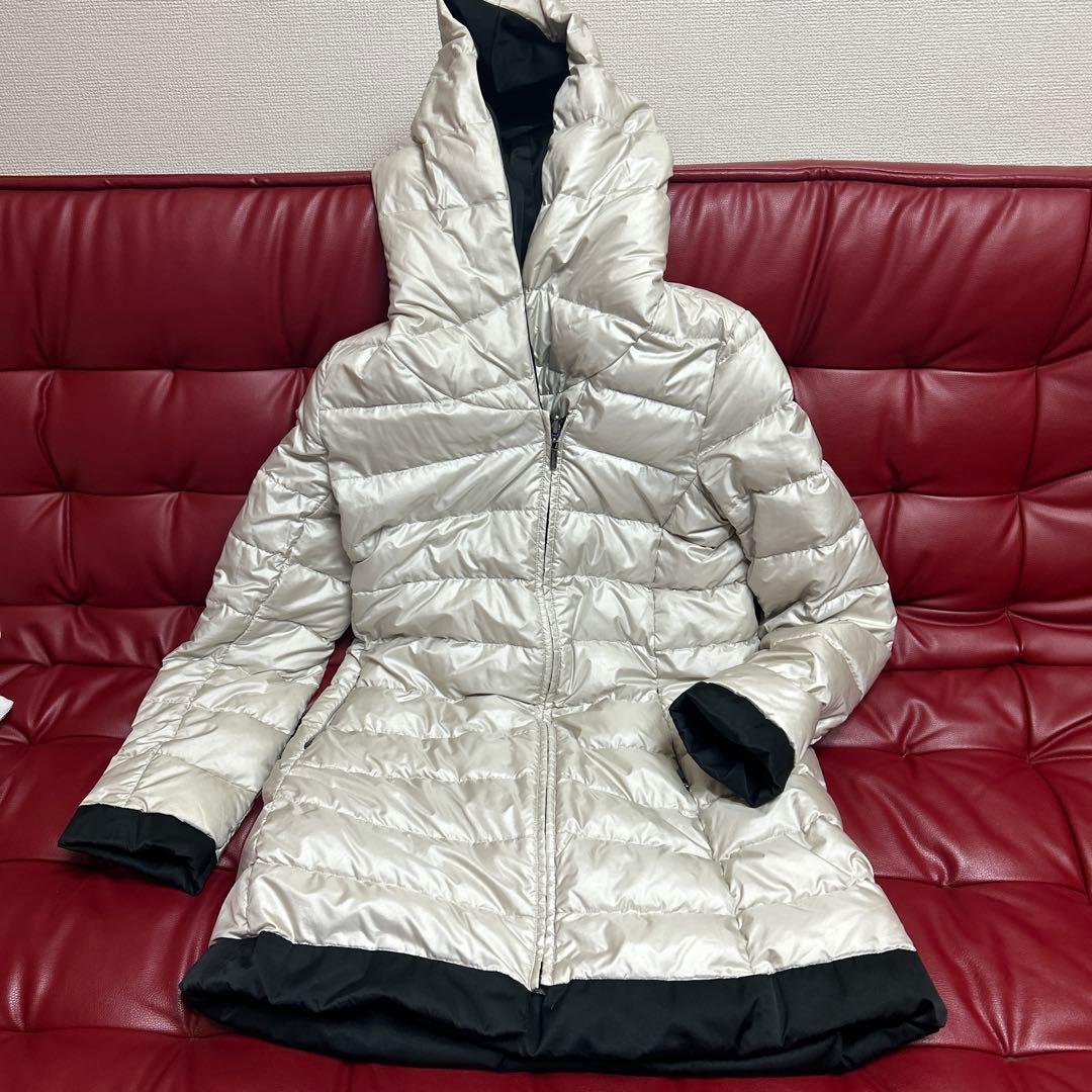 ウィークエンドマックスマーラバイカラーリバーシブルダウンコート