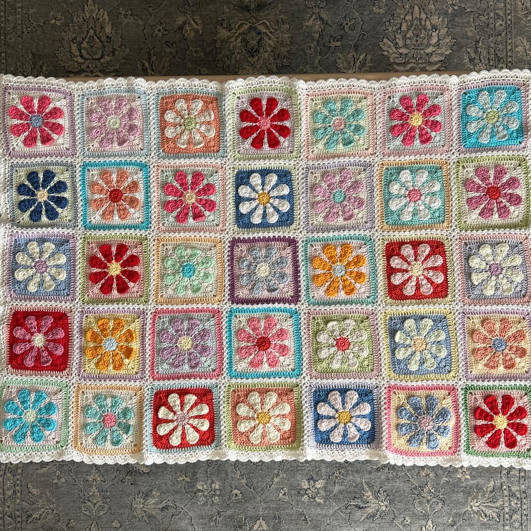 デイジーモチーフ マルチカバー 手編み ブランケット グラニースクエア