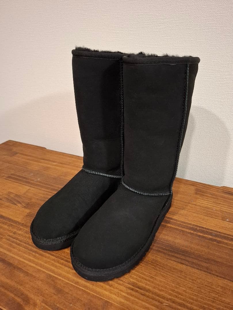 UGG ムートンブーツ 24cm 試着のみ 極美品 未使用級 箱なし ブラック