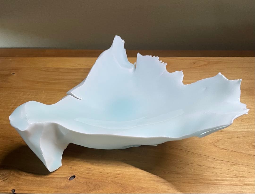 ゆうかプロフ必読　加藤委作品　青白磁三角皿(B)