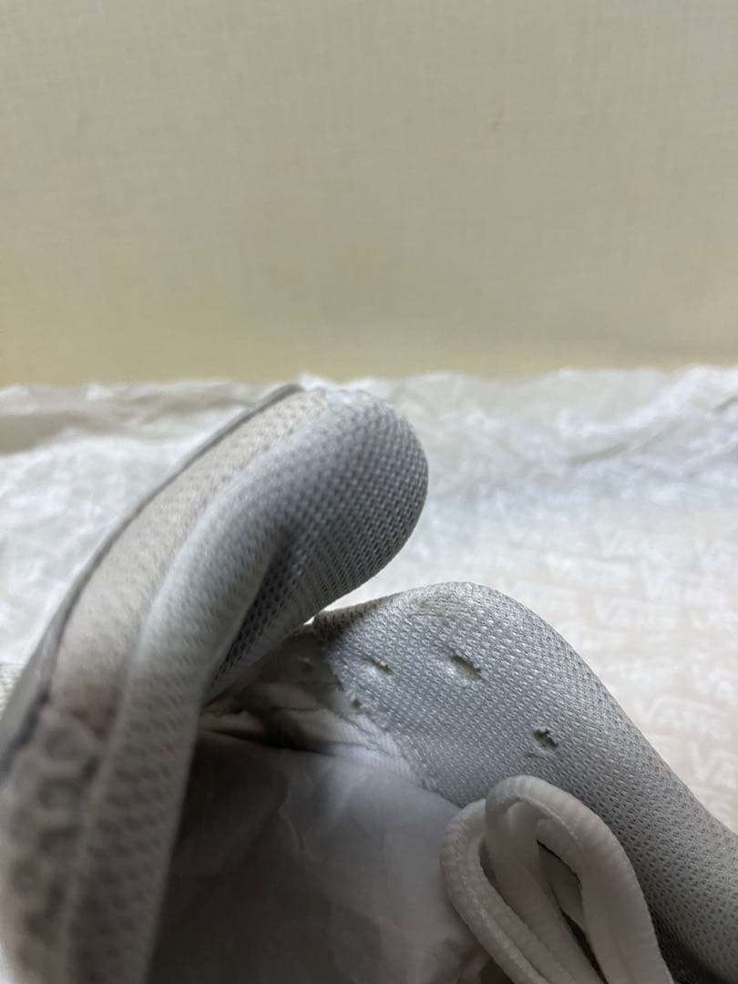 靴 asics GEL-KAYANO 14 WHITE/GRAPHITE GREY