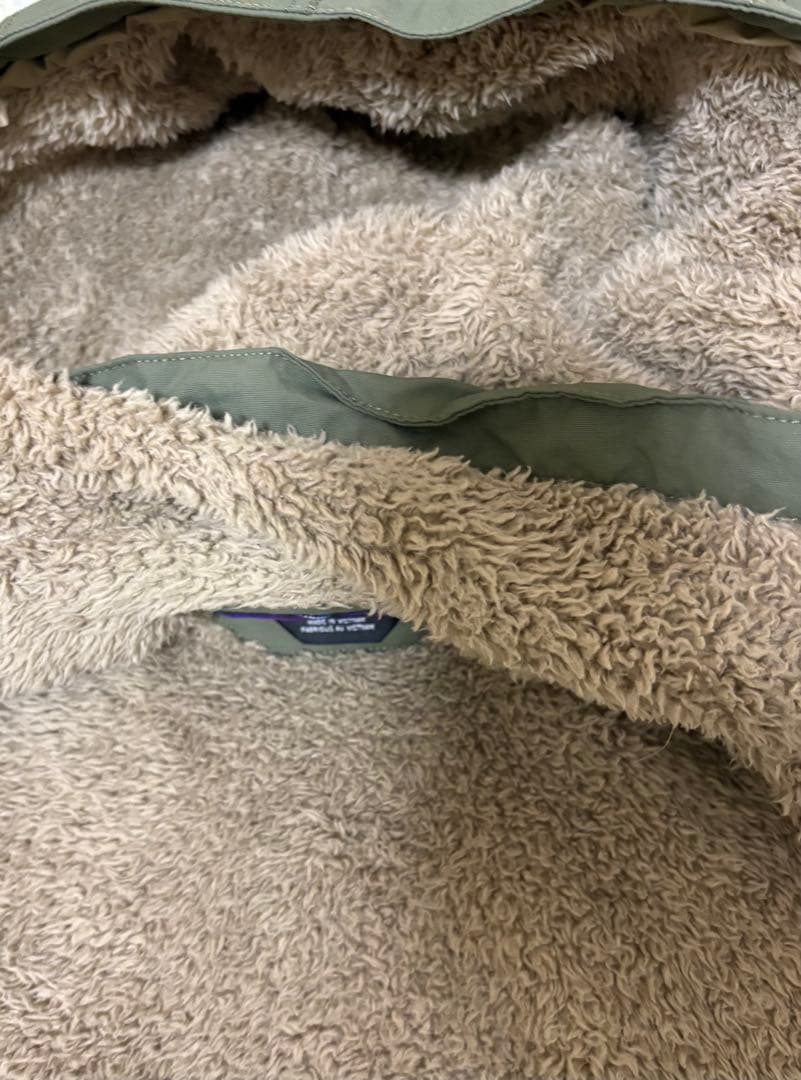 Patagonia イスマスパーカ カーキ S