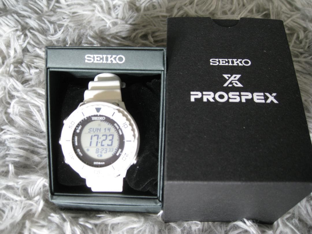SEIKO　X PROSPEX　腕時計　デジタル ソーラー式　箱付き