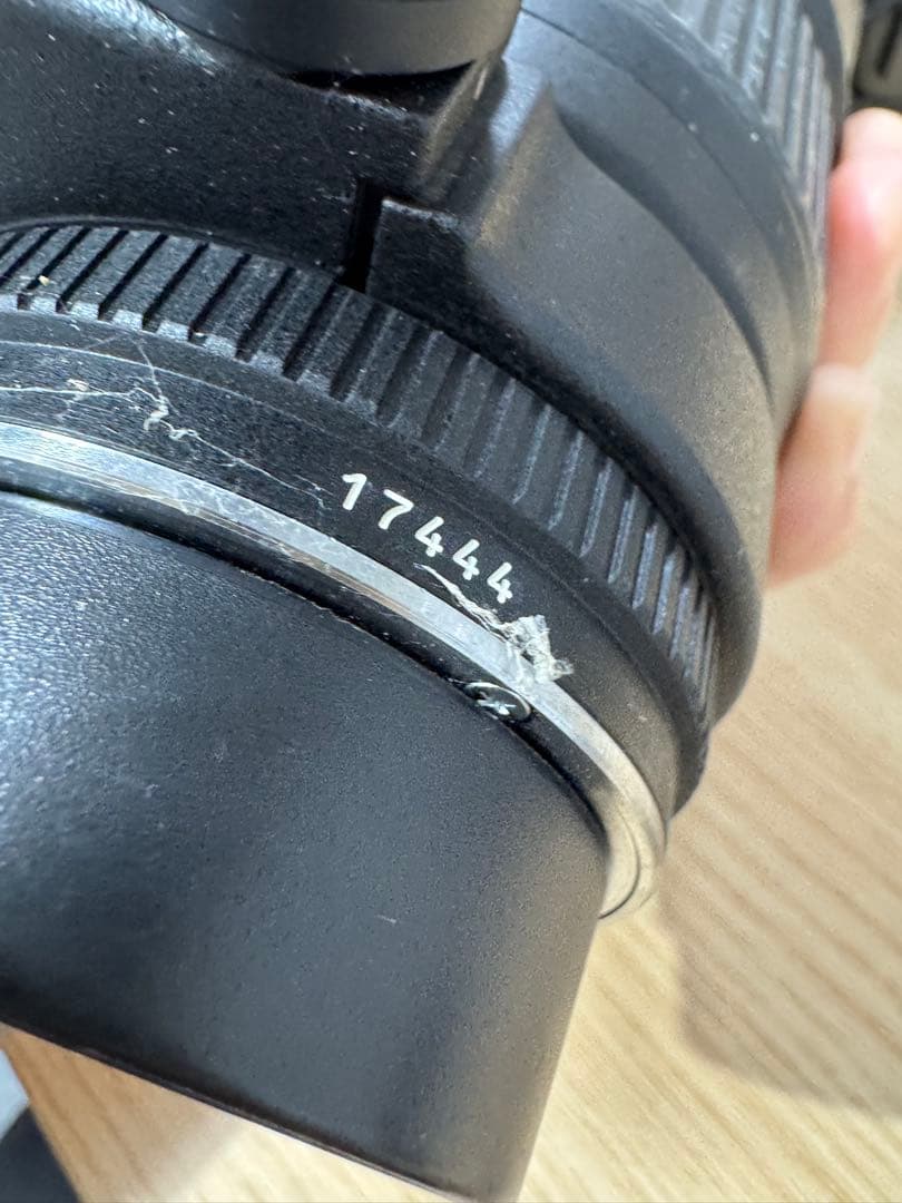 EF 80-200mm ズームレンズ f/2.8