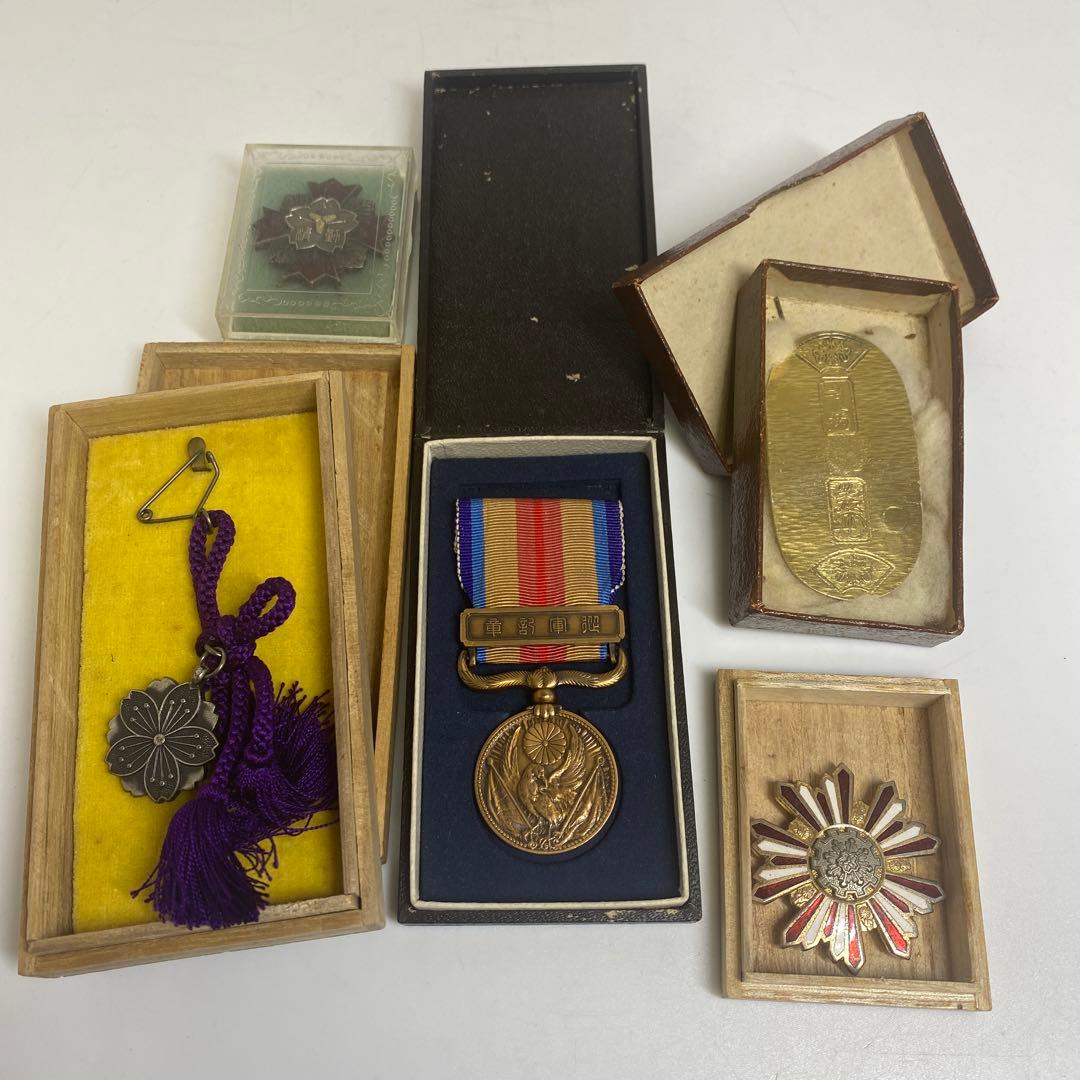 勲章　メダル等　色々　413g 東K8-0119①