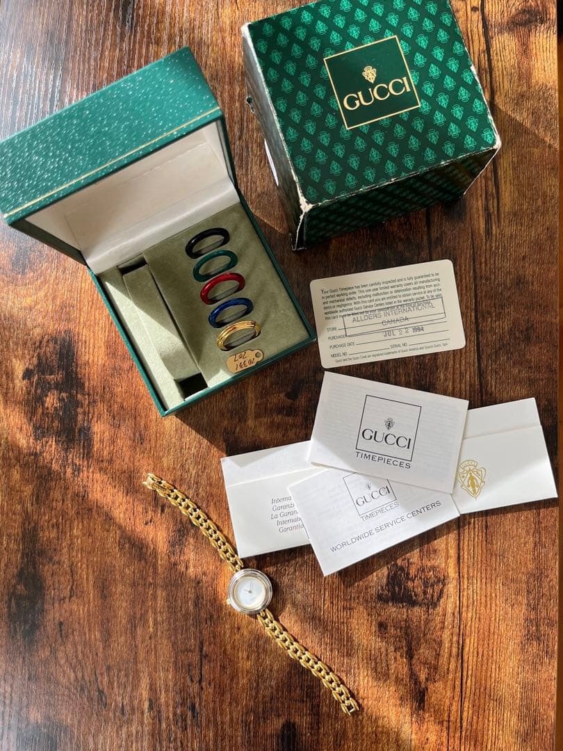 Gucci ゴールド 時計 交換リング付き