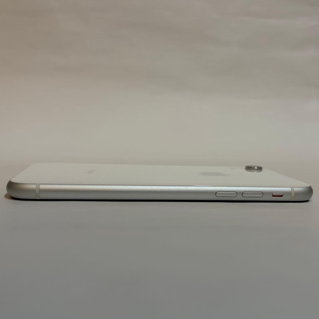 Apple iPhoneXR 本体 64GB ホワイト SIMロックなし