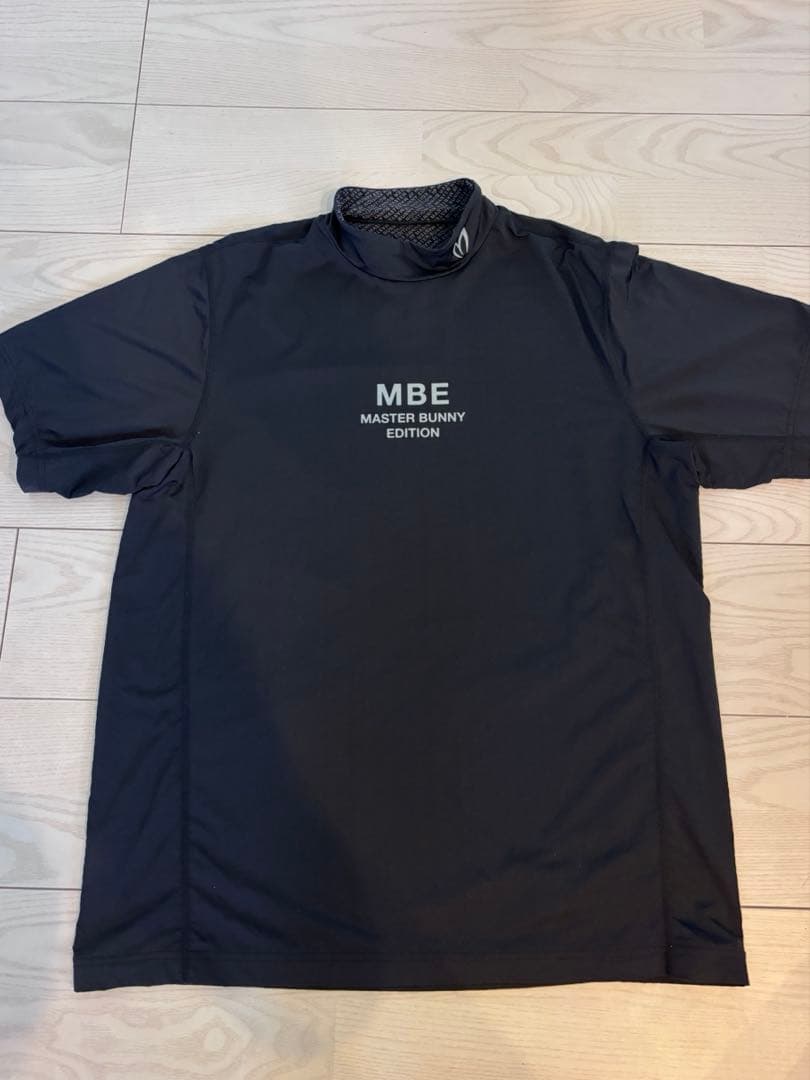 MASTER BUNNY EDITION 25年8月発売 半袖ハイネック