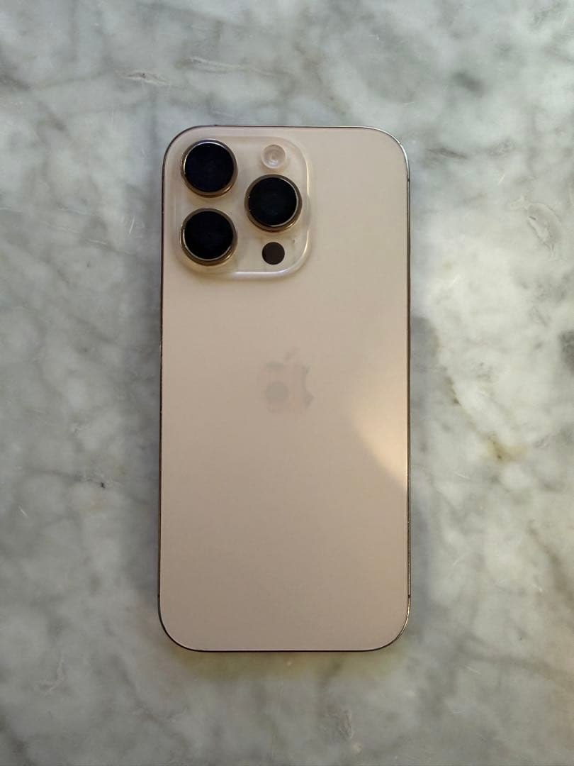 iPhone15 Pro 256GB ナチュラルチタニウム