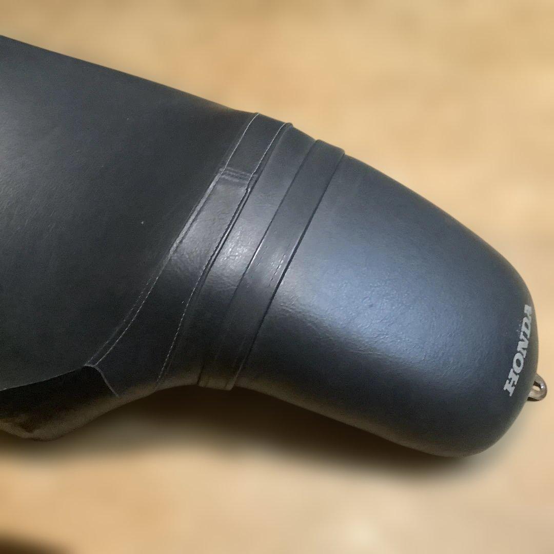 HONDA マグナ250 純正シート 補修跡あり