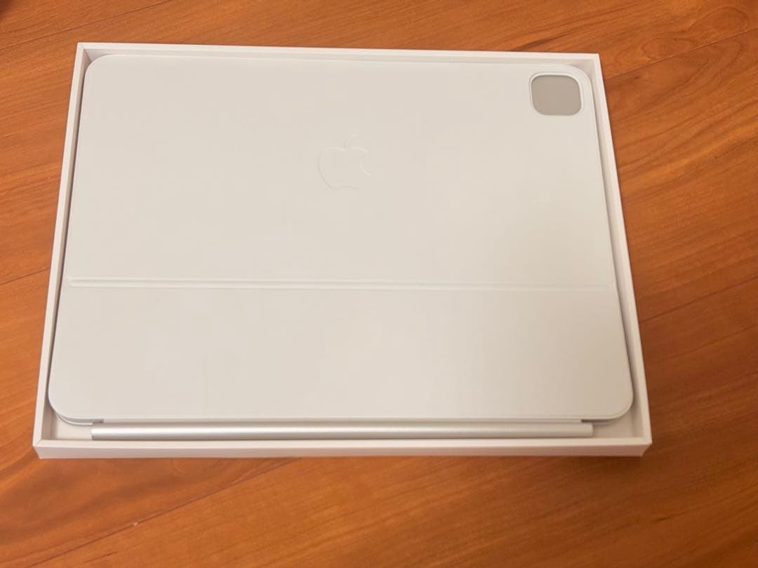 未使用13インチiPad Pro（M4）用 Magic Keyboard マカオ