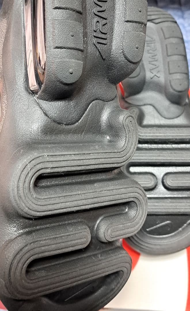 ナイキ エア マックス ココ ウィメンズサンダル　２５cm　SALE