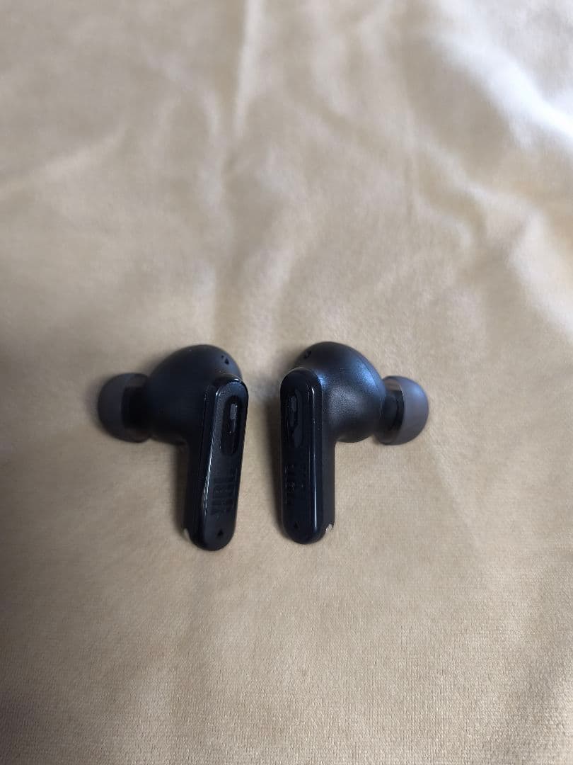 イヤホン JBL TUNE BEAM 2