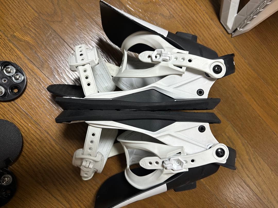 Union Strata ビンディング ホワイト/ブラック