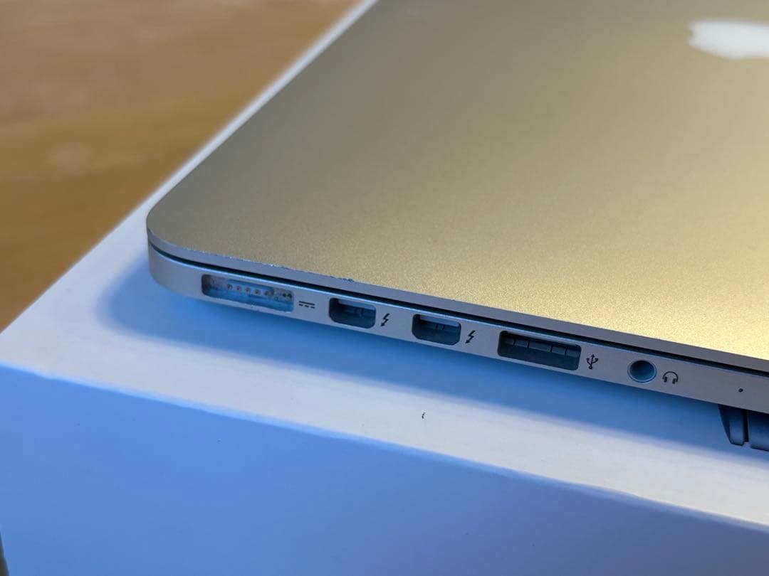 Apple MacBook Pro シルバー 本体