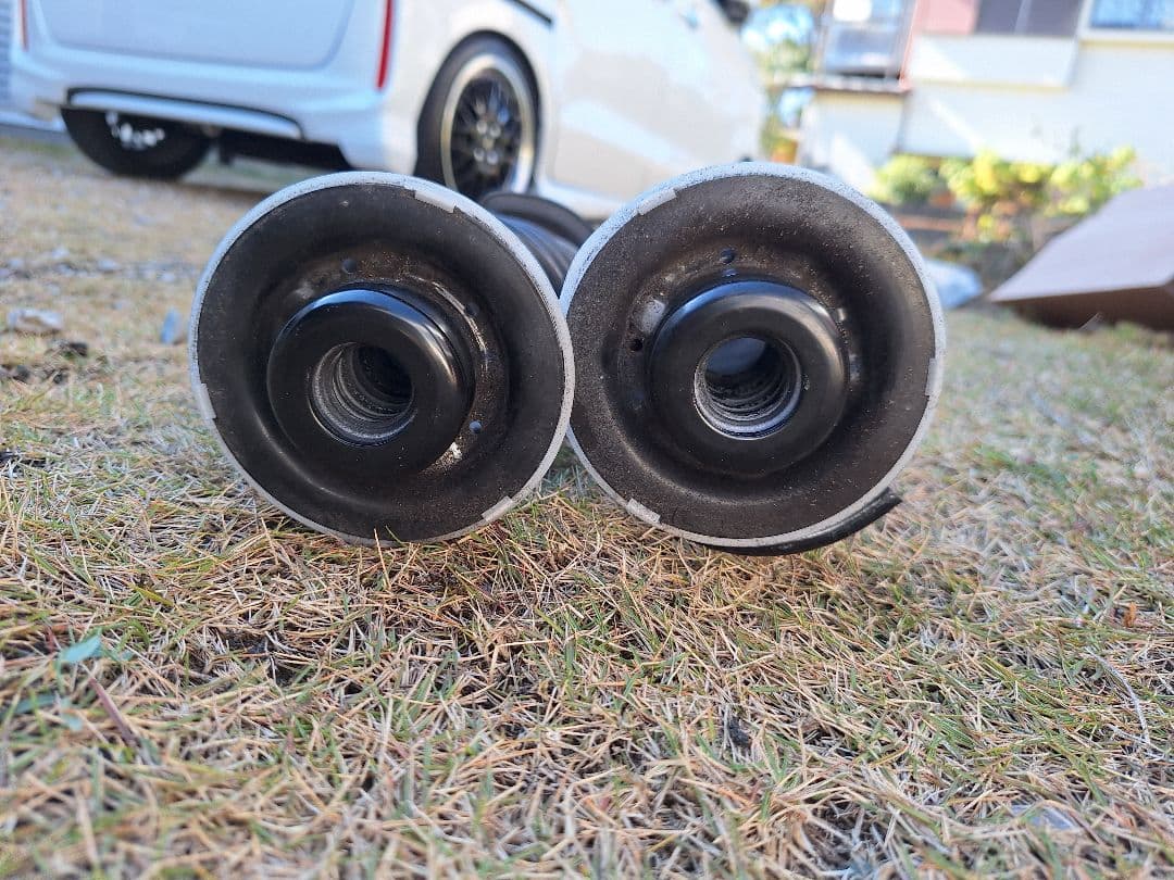 N-BOX カスタム jf3 純正ショックアブソーバー