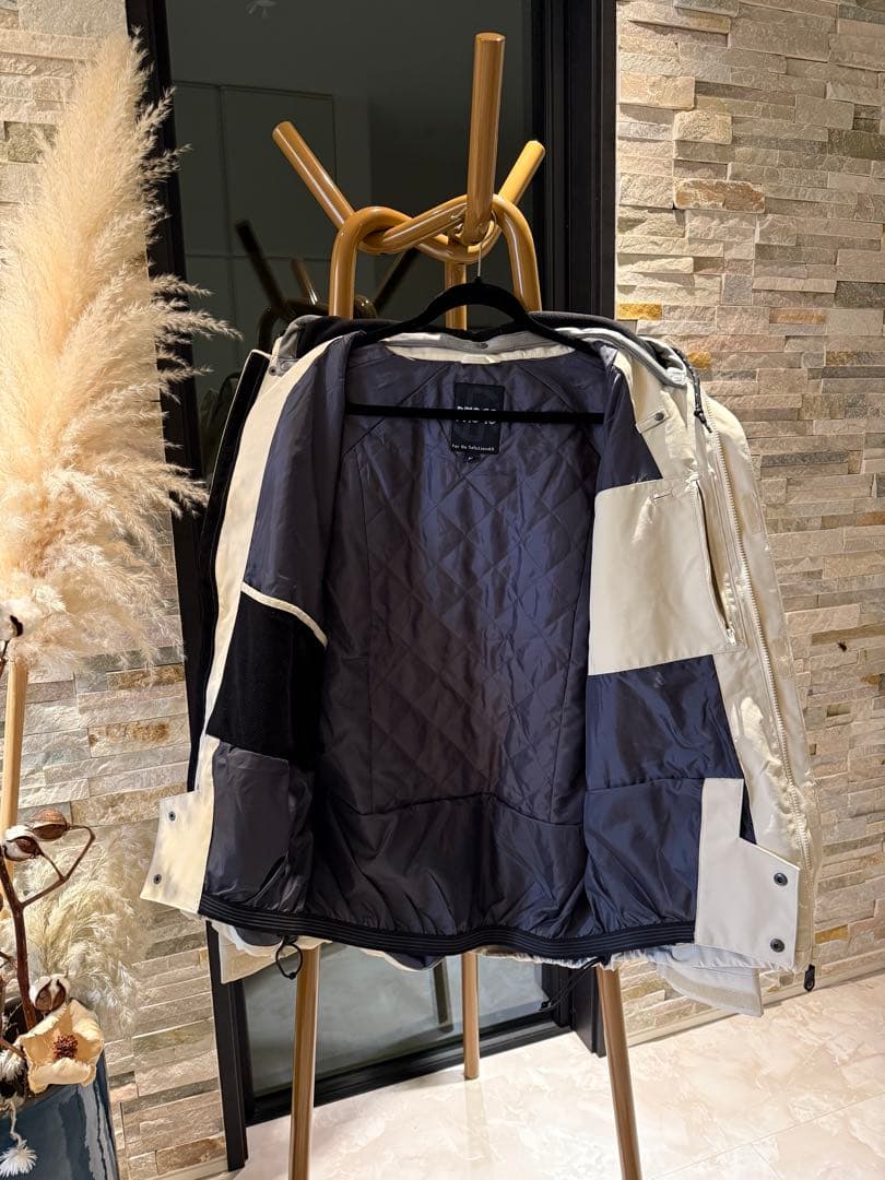 【希少ブランド！極美品】スノーボードウェア 上下セット　XL