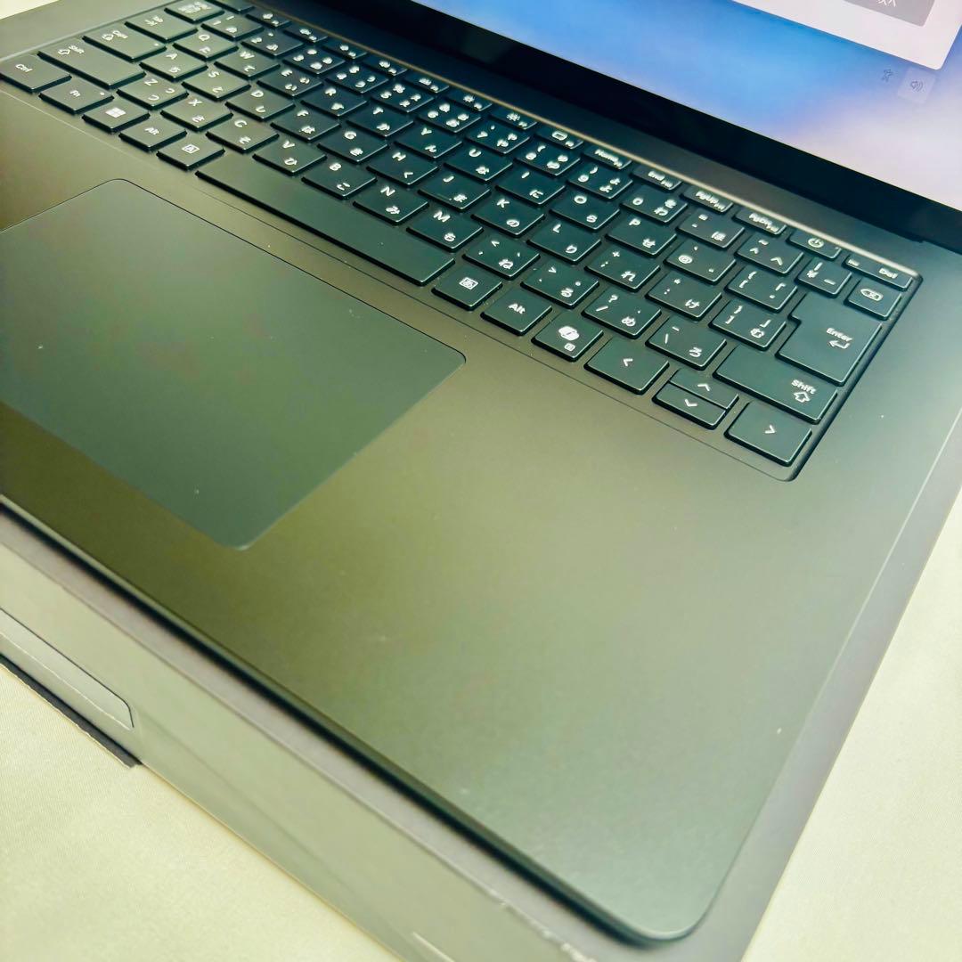 Surface Laptop 第7世代 15型 Snapdragon 美品