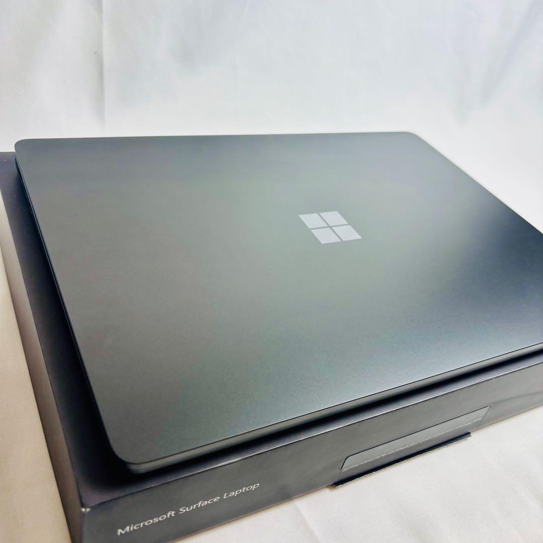 Surface Laptop 第7世代 15型 Snapdragon 美品