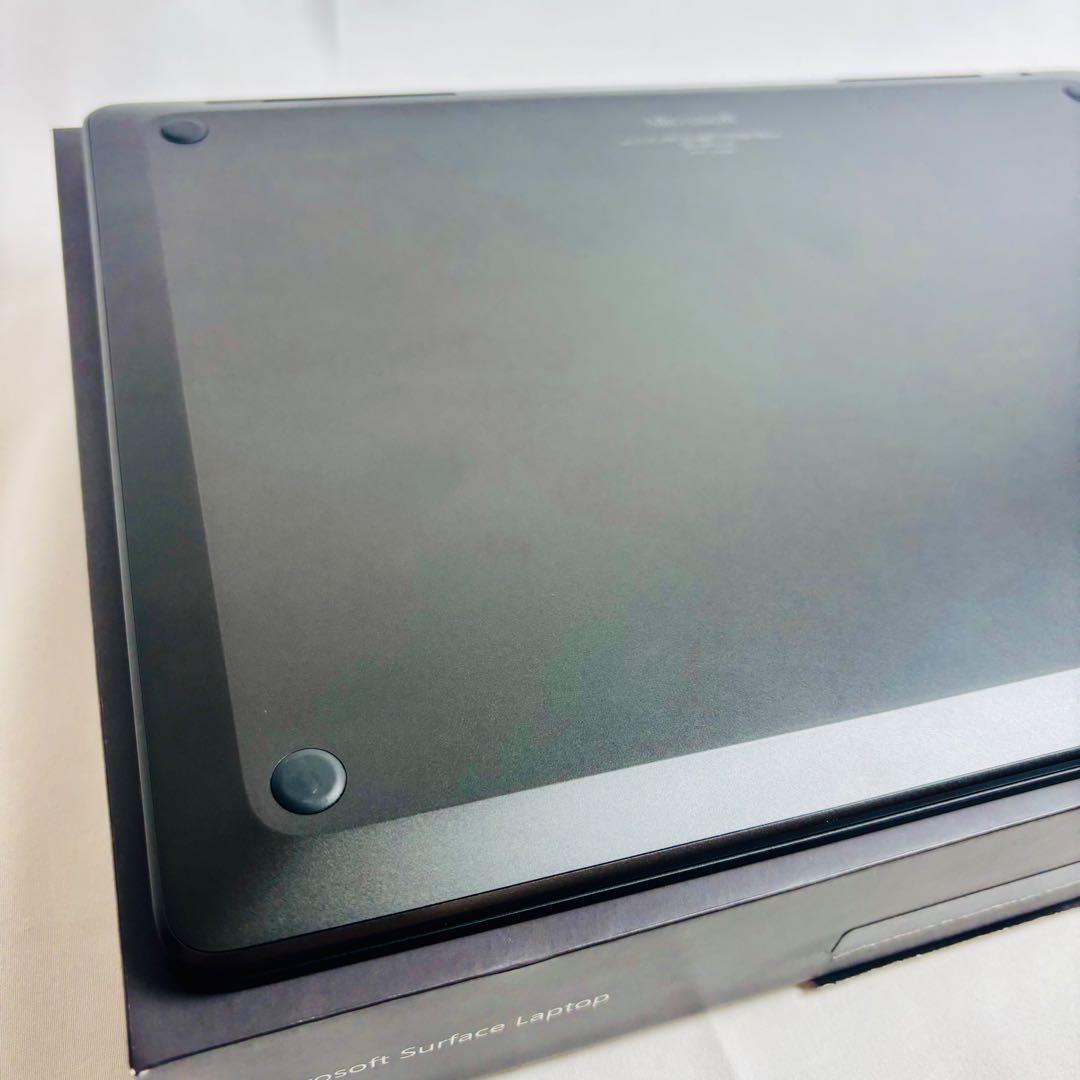 Surface Laptop 第7世代 15型 Snapdragon 美品
