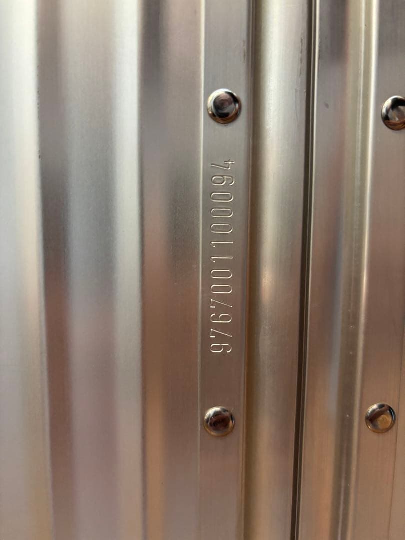 RIMOWA リモワ　クラシックフライト　キャリーケース　旅行カバン　82Ｌ