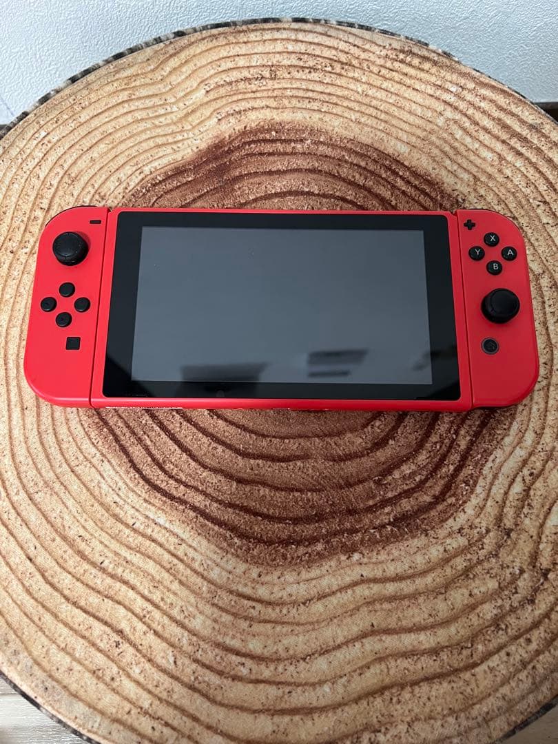 Nintendo Switch ニンテンドースイッチ本体　マリオレッド　箱無し