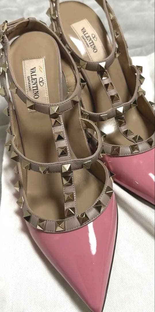 VALENTINO スタッズ付きハイヒール ピンク