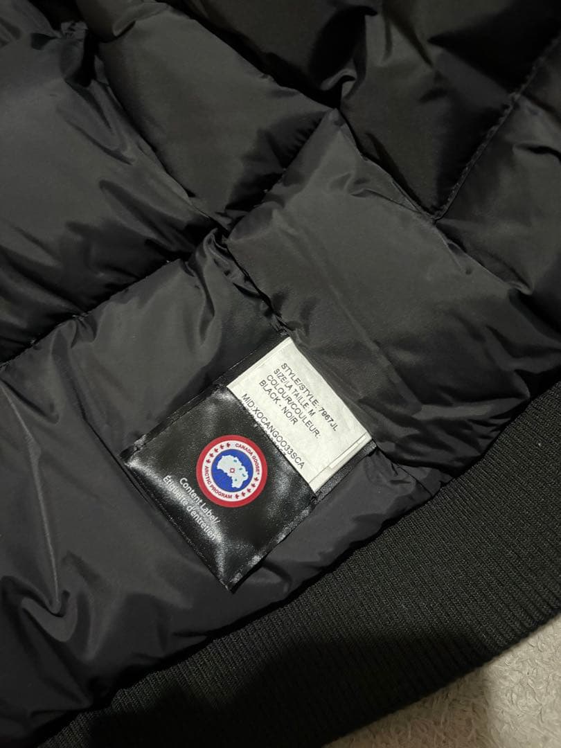 カナダグース ラブラドールボンバー ショートダウン ブラック ファー付き 美品