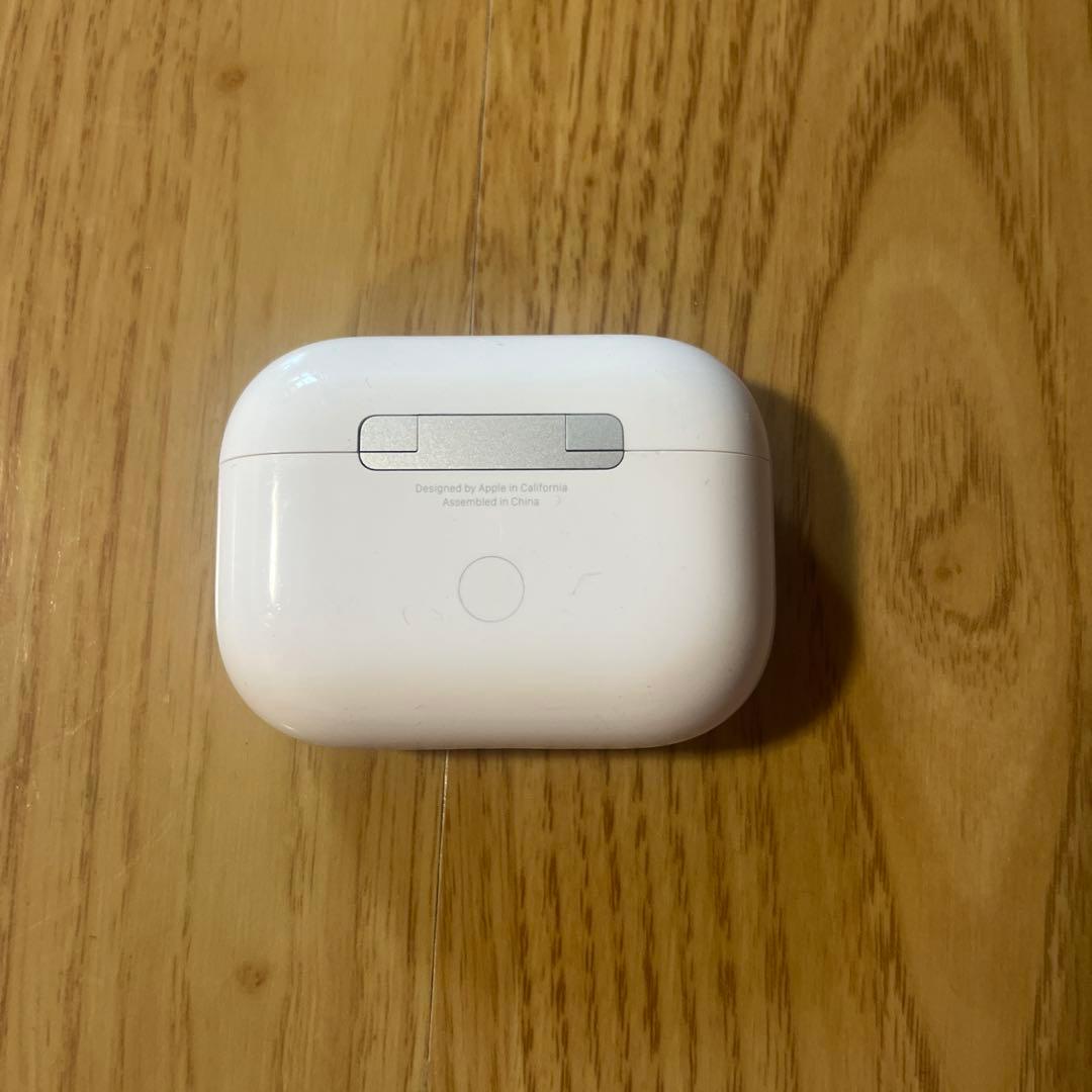 エアポッツプロ 第2世代 ケース本体と左耳