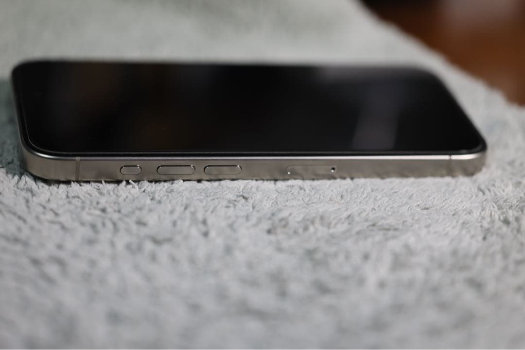 YU 【美品】Apple iPhone15pro 512GB ナチュラルチ