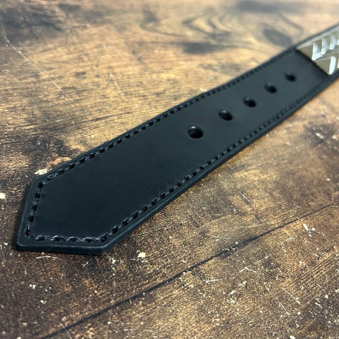 ピラミッド鋲2連ベルト　本革