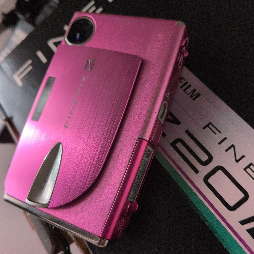 FUJIFILM FinePix Z20fd ピンク　平成レトロ　デジカメ