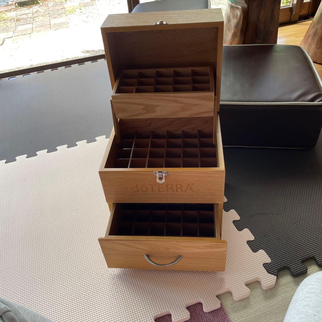 doTERRA 木製コレクションボックス