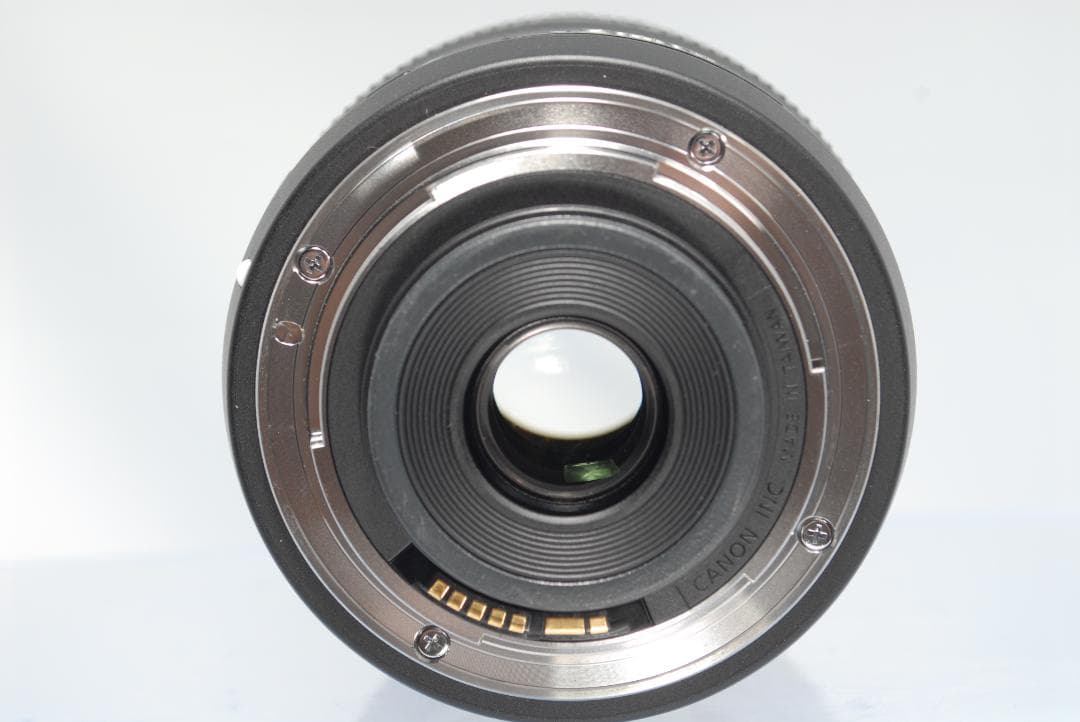 ☘️極美品☘️Canon EF-S 18-135 F3.5-5.6 IS USM