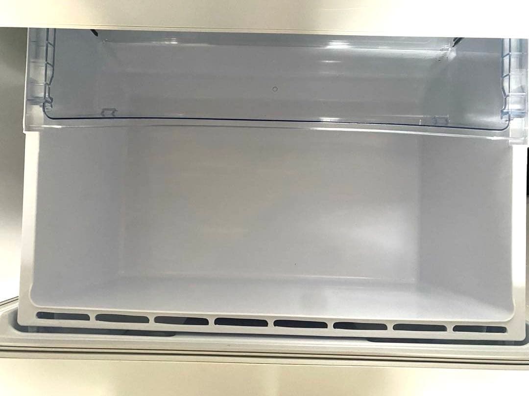 近隣地域限定送料無料❗️美品　2022年製　3ドア冷蔵庫 AQUA