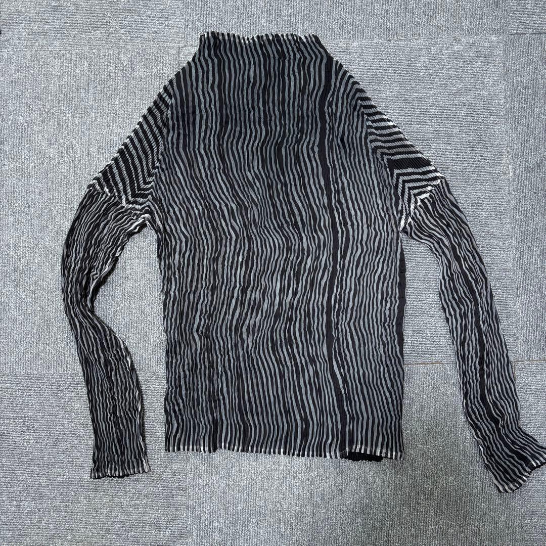 ISSEY MIYAKE リバーシブル プリーツトップス タートル