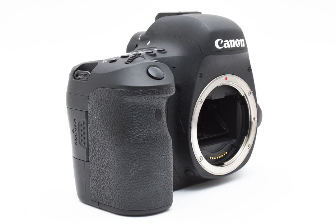 デジタル一眼レフカメラCanon EOS 6D Mark II 標準レンズセット