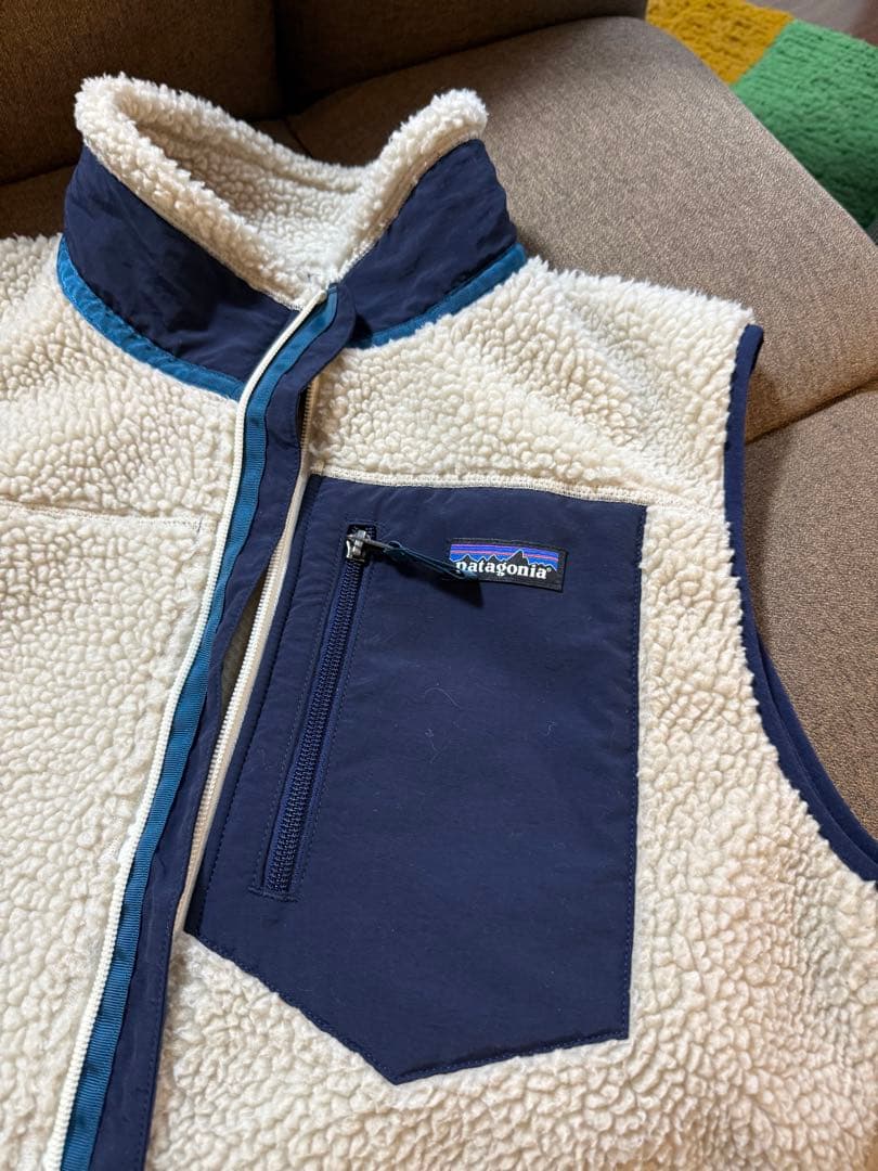 Patagonia フリースベスト アイボリー/ネイビー Mサイズ