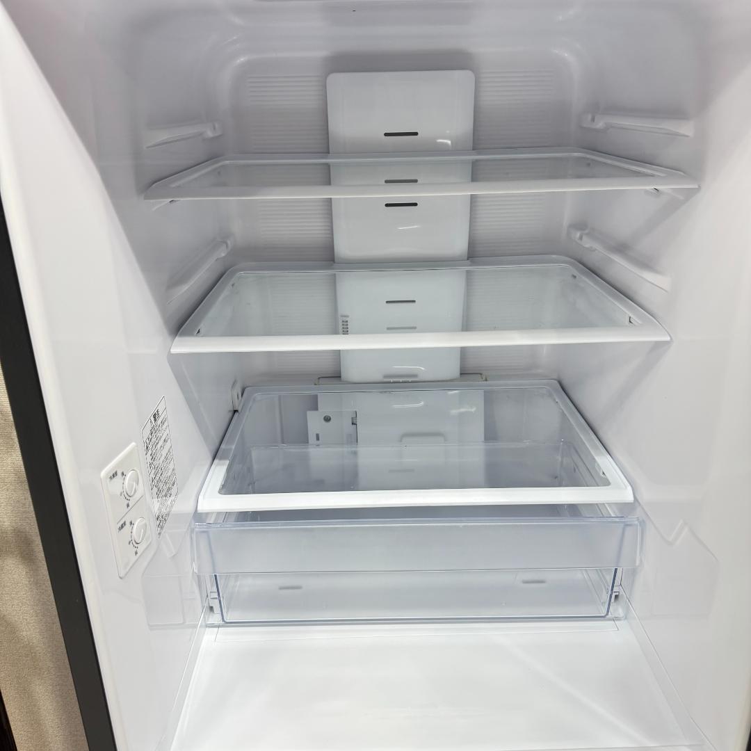 東京23区送料無料　超美品日立2024年製3ドア冷蔵庫265L　洗浄/除菌済み