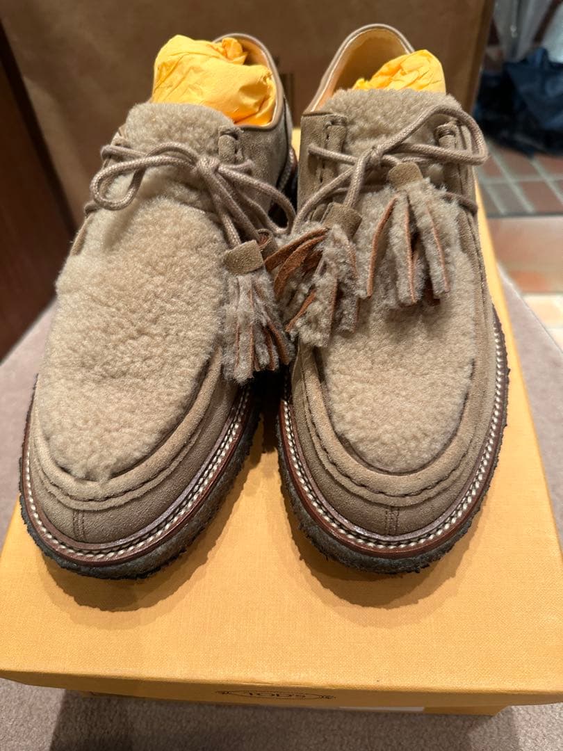 Tod's フリンジ付きファーモカシン ベージュ37.5
