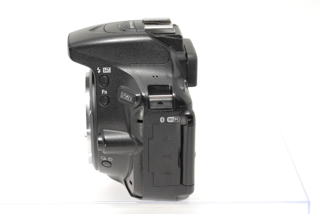 ☘️こと✨Wi-Fi内蔵☘️Nikon D5600 標準レンズキット