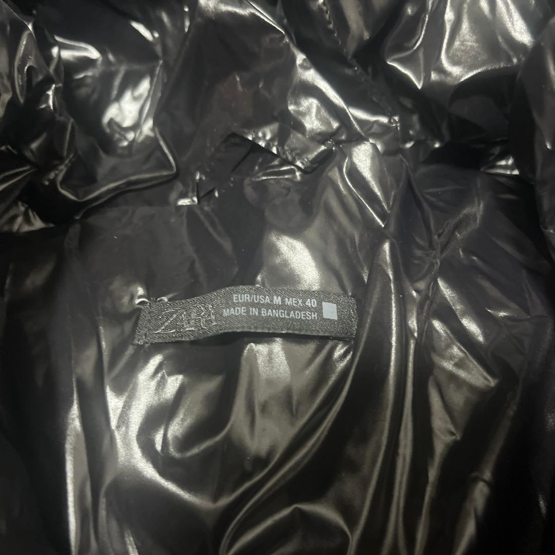ZARA 光沢　ダウンジャケット　ブラック　2025年モデル