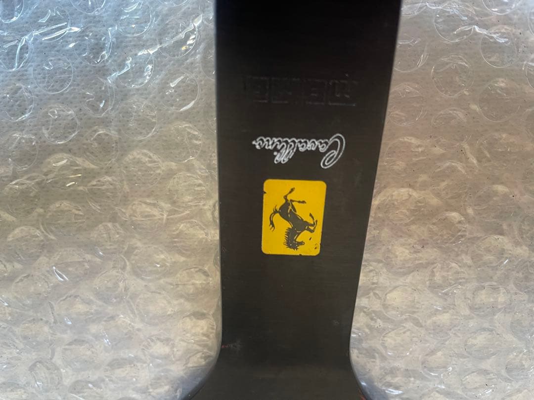 MOMOステアリング フェラーリ 35パイ