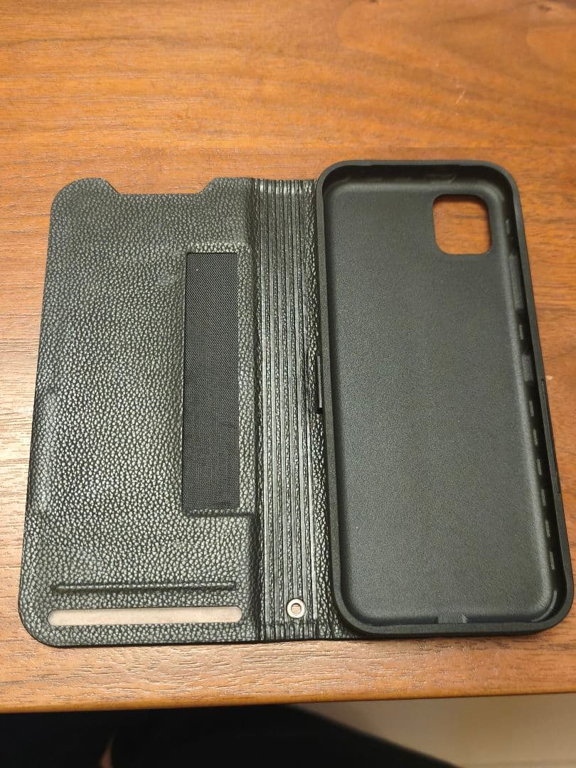 【美品】A205KC かんたんスマホ3 シルバー