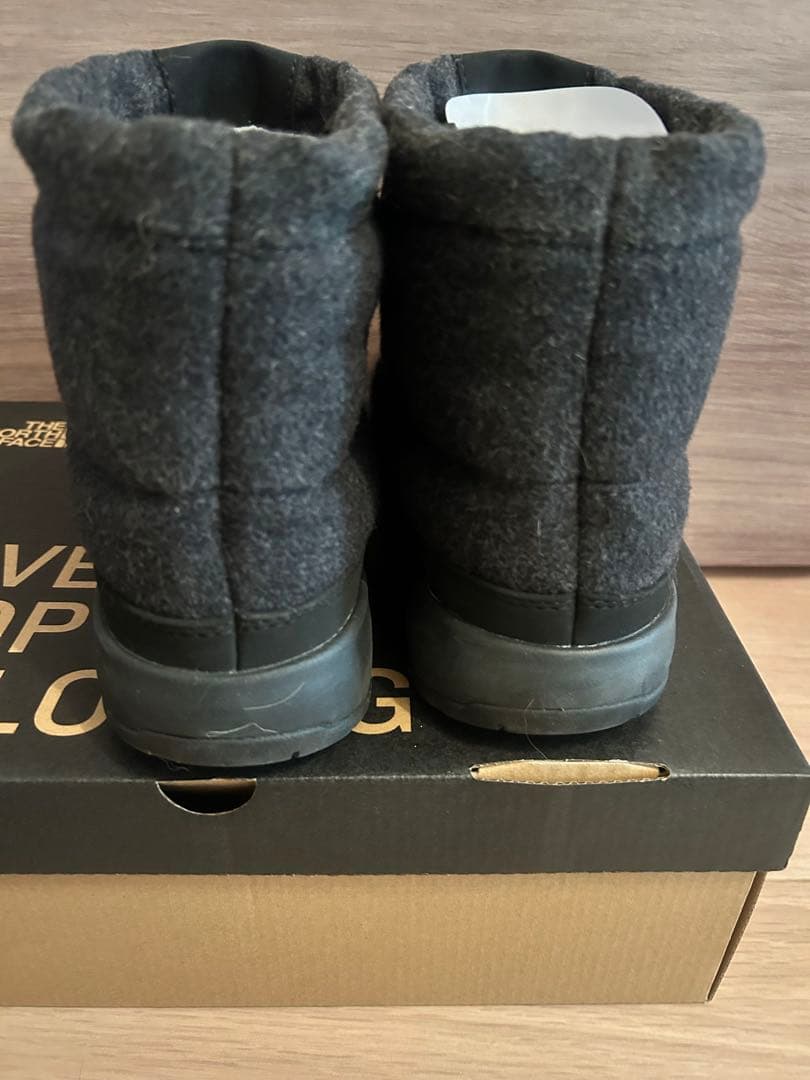 The North Face 防水フリースブーツ グレー