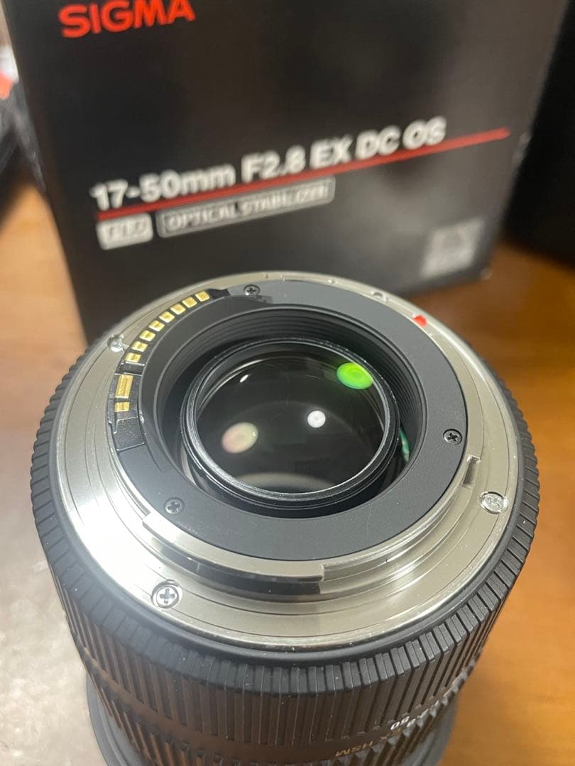 SIGMA 17-50mm F2.8 EX DC OS HSM（Canon)