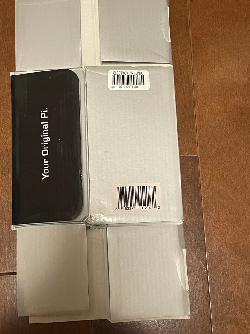 Electro-Harmonix Triangle Big Muff Pi 箱付