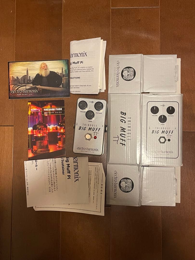 Electro-Harmonix Triangle Big Muff Pi 箱付